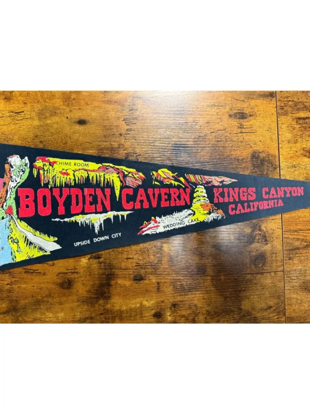 Vintage Boyden Cavern Kings Canyon, California pennant